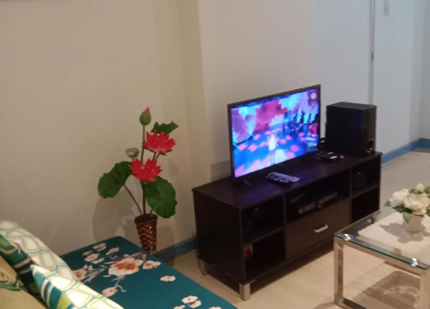Azure Residences By Van Florendo Manila Apartment